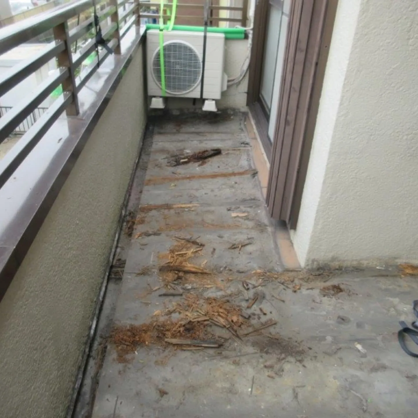 海部郡蟹江町　m様邸　ベランダ塗装