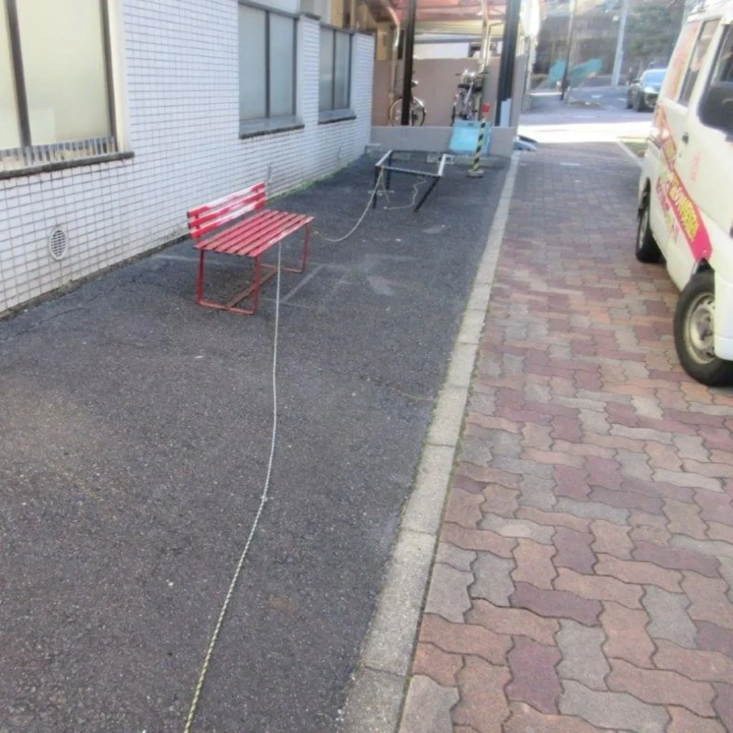 名古屋市千種区　某マンションの駐車場の白線、番号を新しく書き...