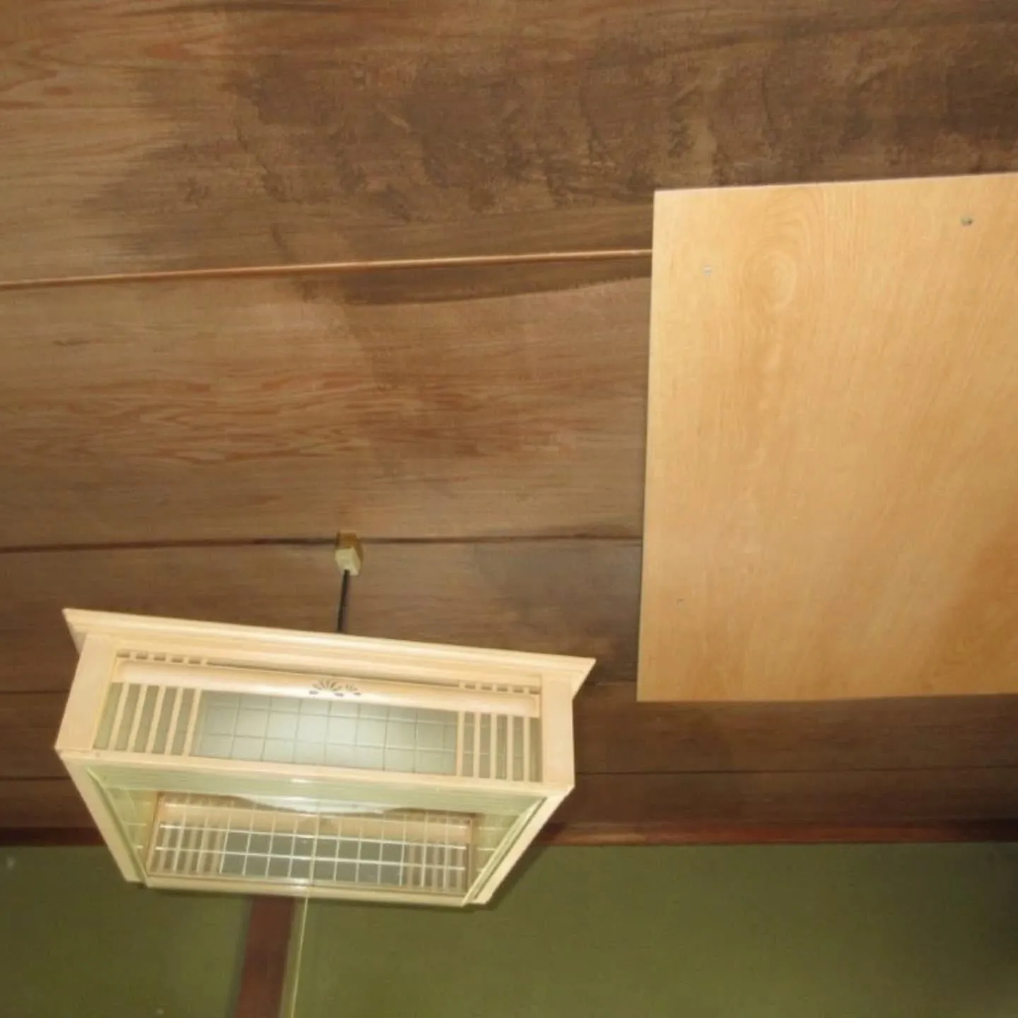 愛西市Ｓ様邸　目透かし天井の張り替えbefore/after