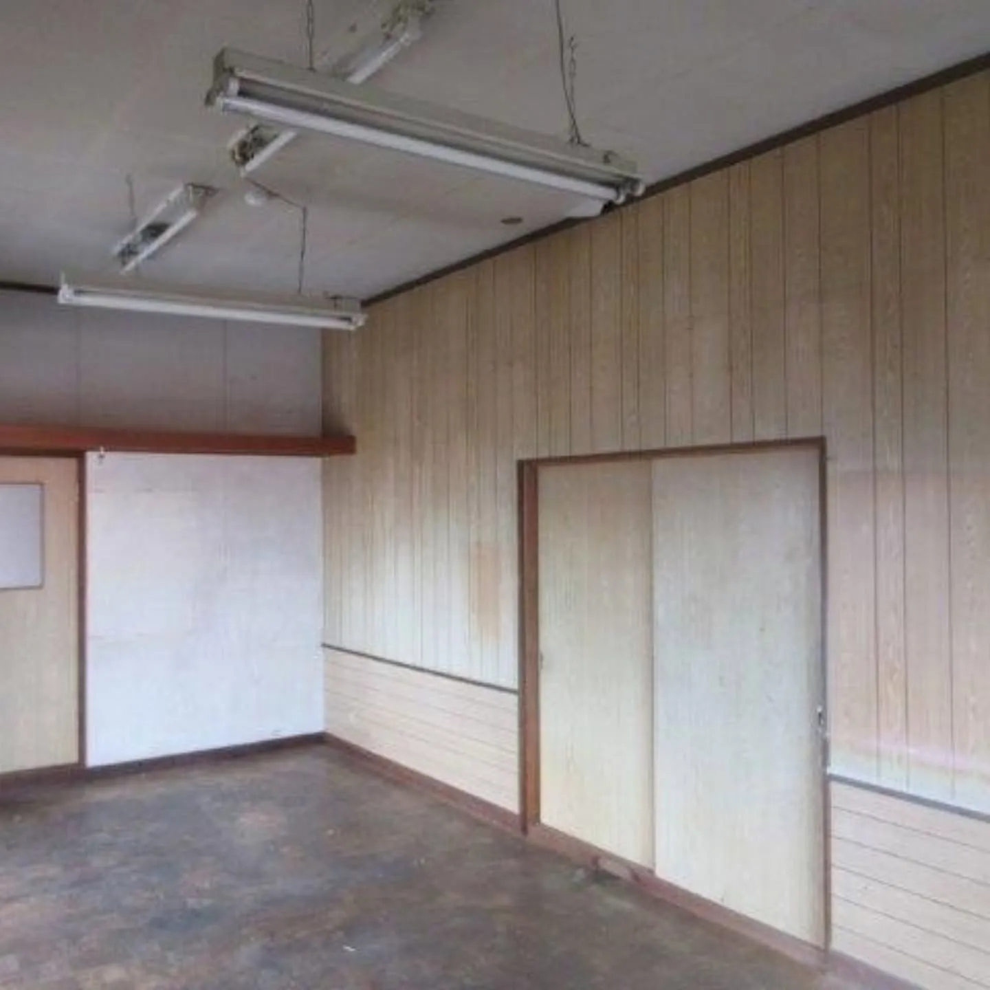 蟹江町　テナントの塗装　施工の流れbefor/after