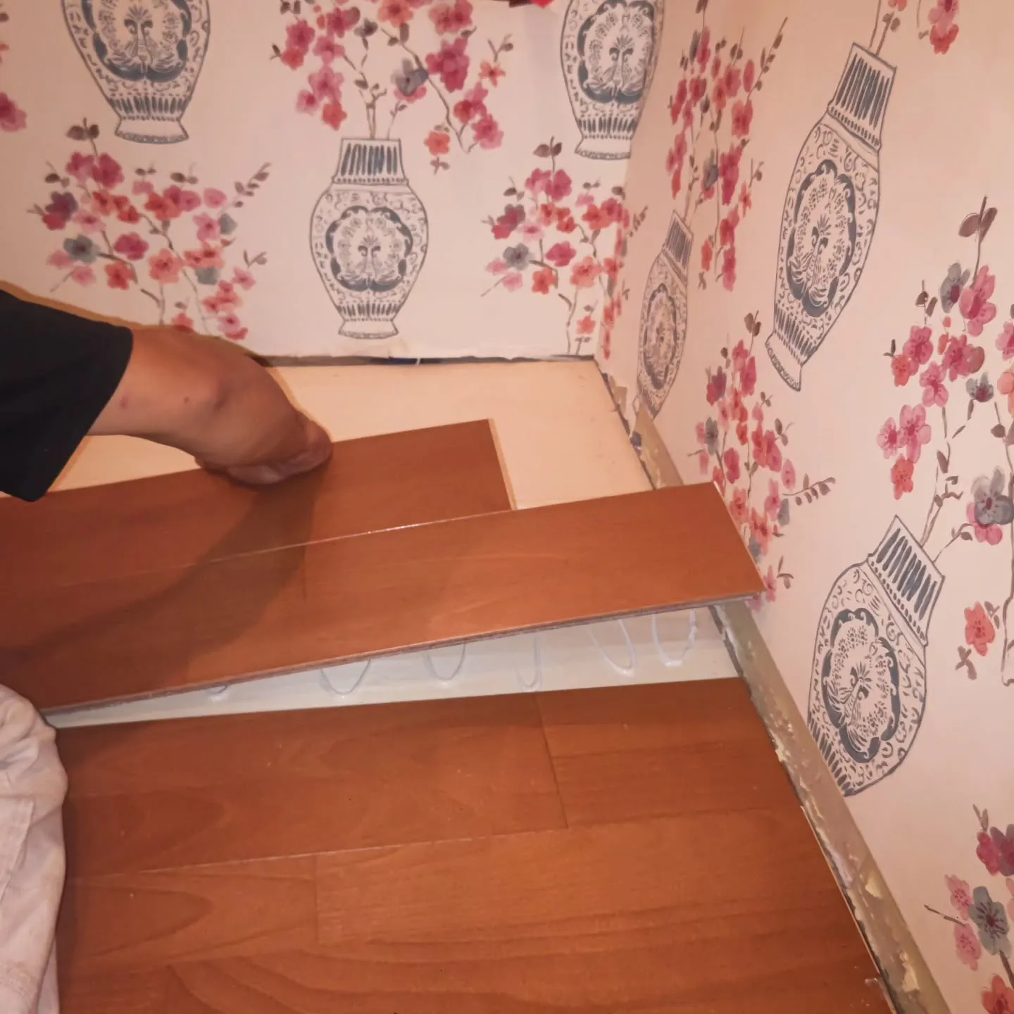 名古屋市北区　K様邸　トイレフローリング復旧工事