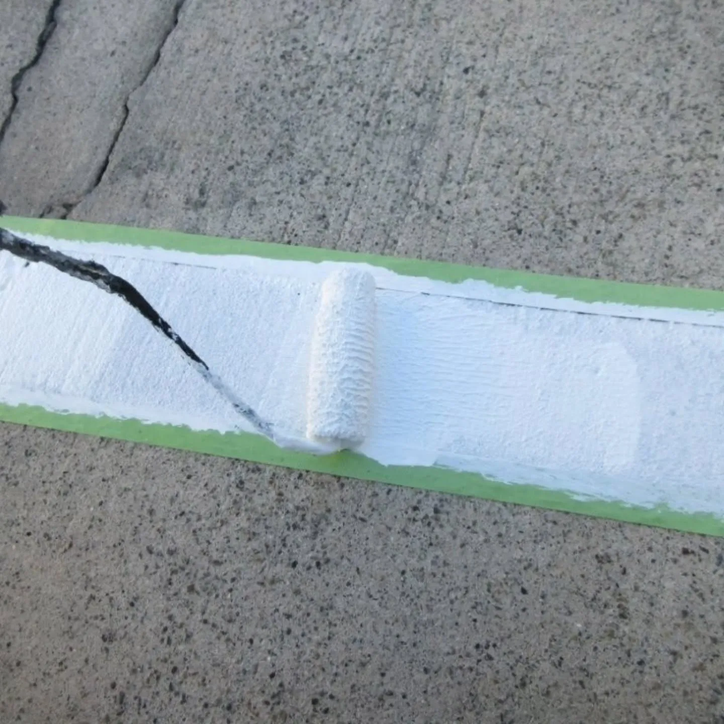 名古屋市北区T様邸 駐車場のライン引き befor/afte...