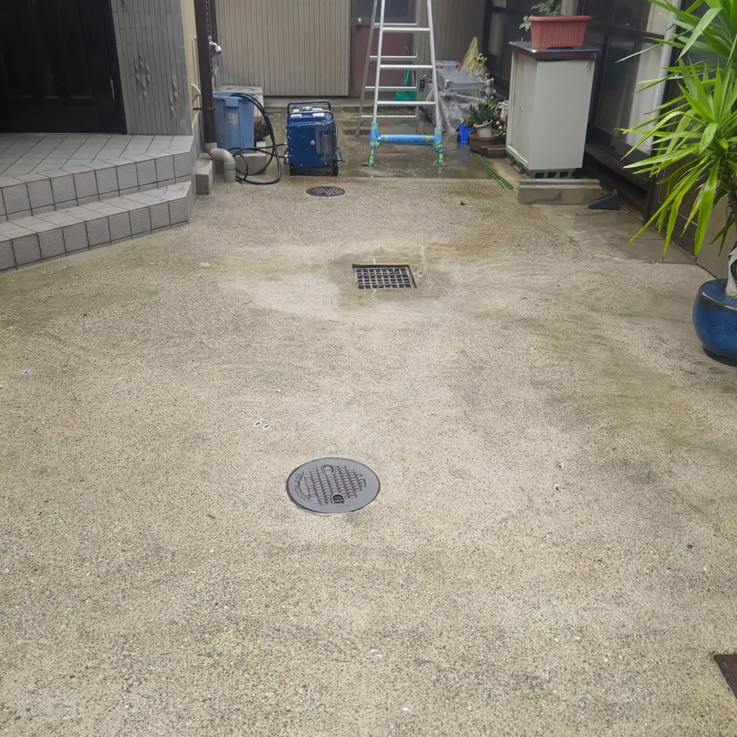名古屋市南区Ｓ様邸 外壁塗装、防水塗装が終わり足場を解体しま...