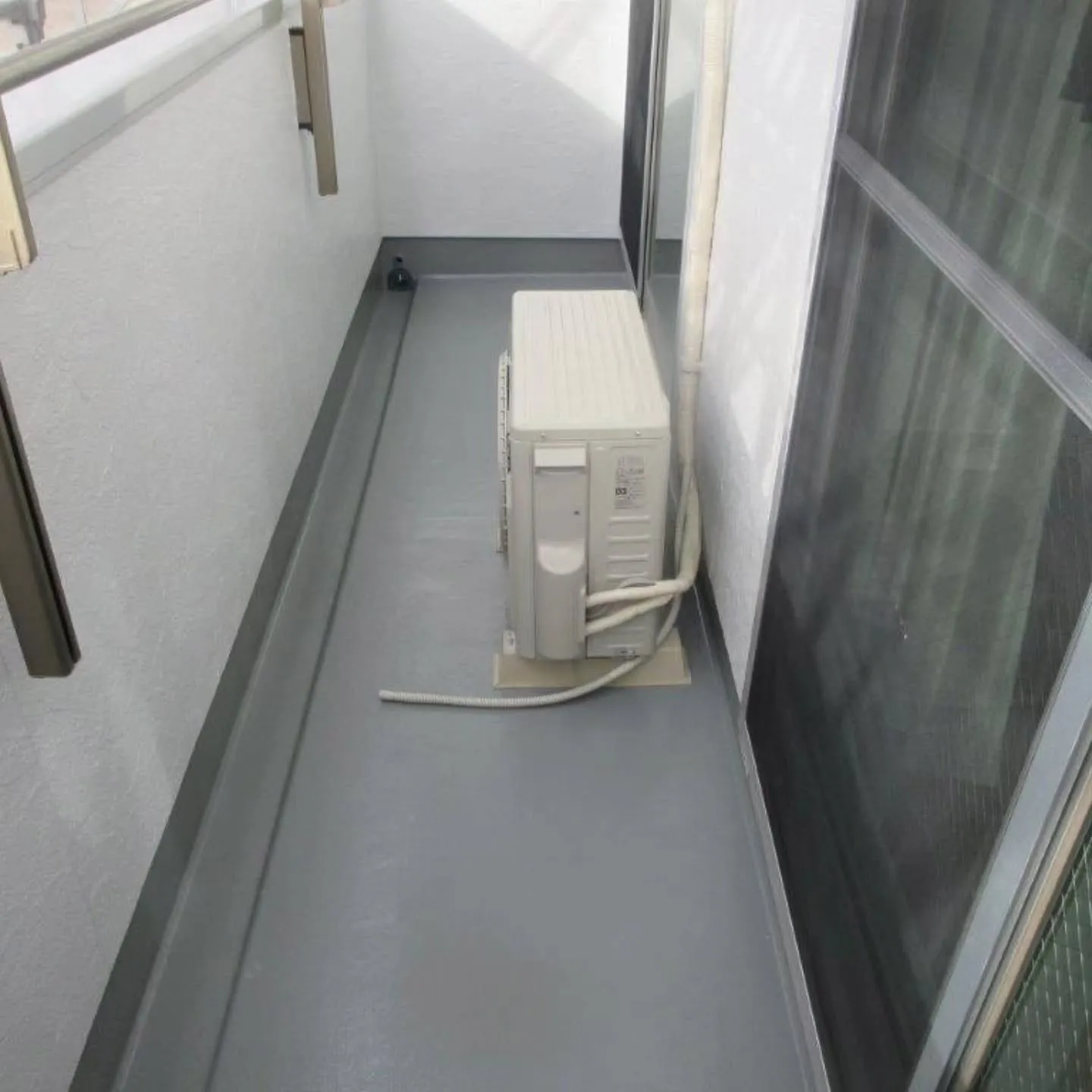🏠✨【名古屋市港区 M様邸】 ＼ ベランダ防水塗装が完了しま...